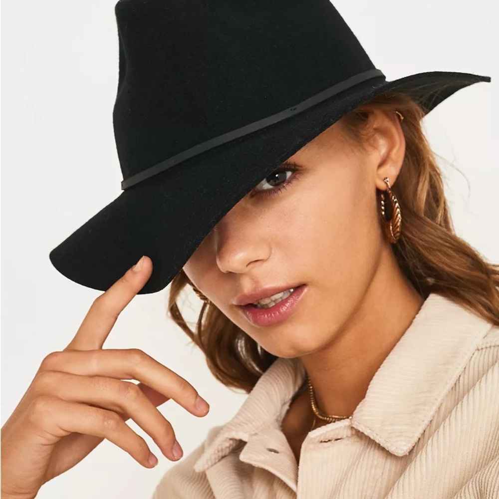NWT Elegant Black Women's Wesley Fedora Hat size small